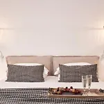 Mykonos Bliss - Cozy Suites, Adults Only 칼로 리바디