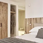 Mykonos Bliss - Cozy Suites, Adults Only 칼로 리바디