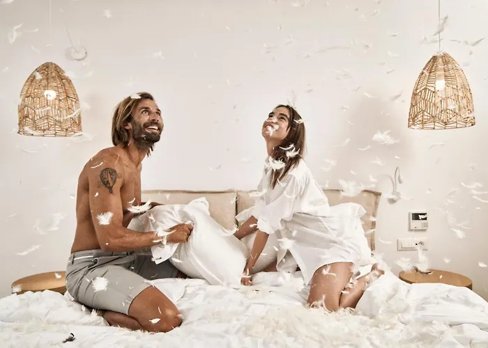 מלון Mykonos Bliss - Cozy Suites, Adults Only קאלו ליבאדי